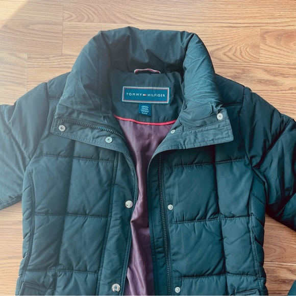 Tommy Hilfiger Long Black Puffer Coat - Picture 3 of 7